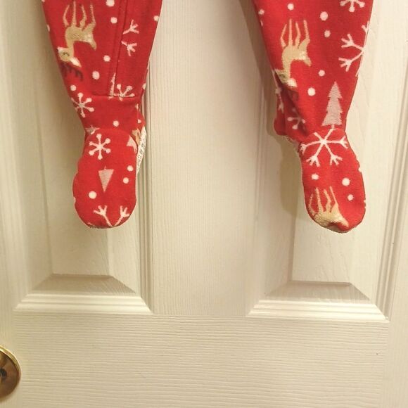 CHILD OF MINE UNISEX Holiday Reindeer, Trees, and Snowflake Footie Pajamas 12M - Picture 2 of 5